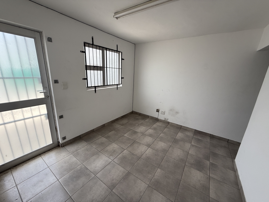 To Let Commercial Property for Rent in Malmesbury Industria Western Cape